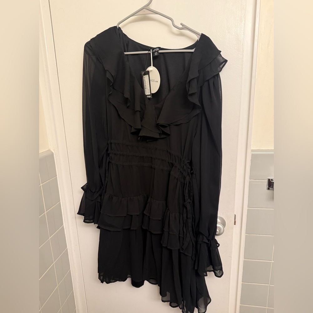 NWT BOOHOO PLUS CHIFFON RUFFLE LAYER SKATER DRESS